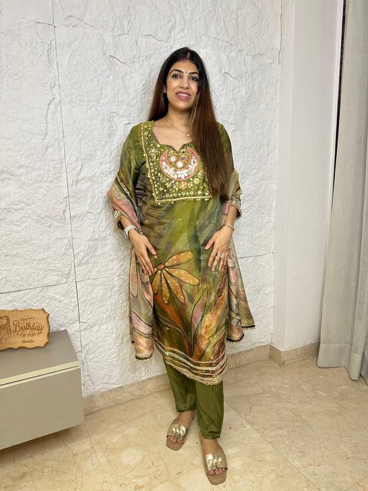 Simaar tissue with digital print 3pc suit nd digital dupatta