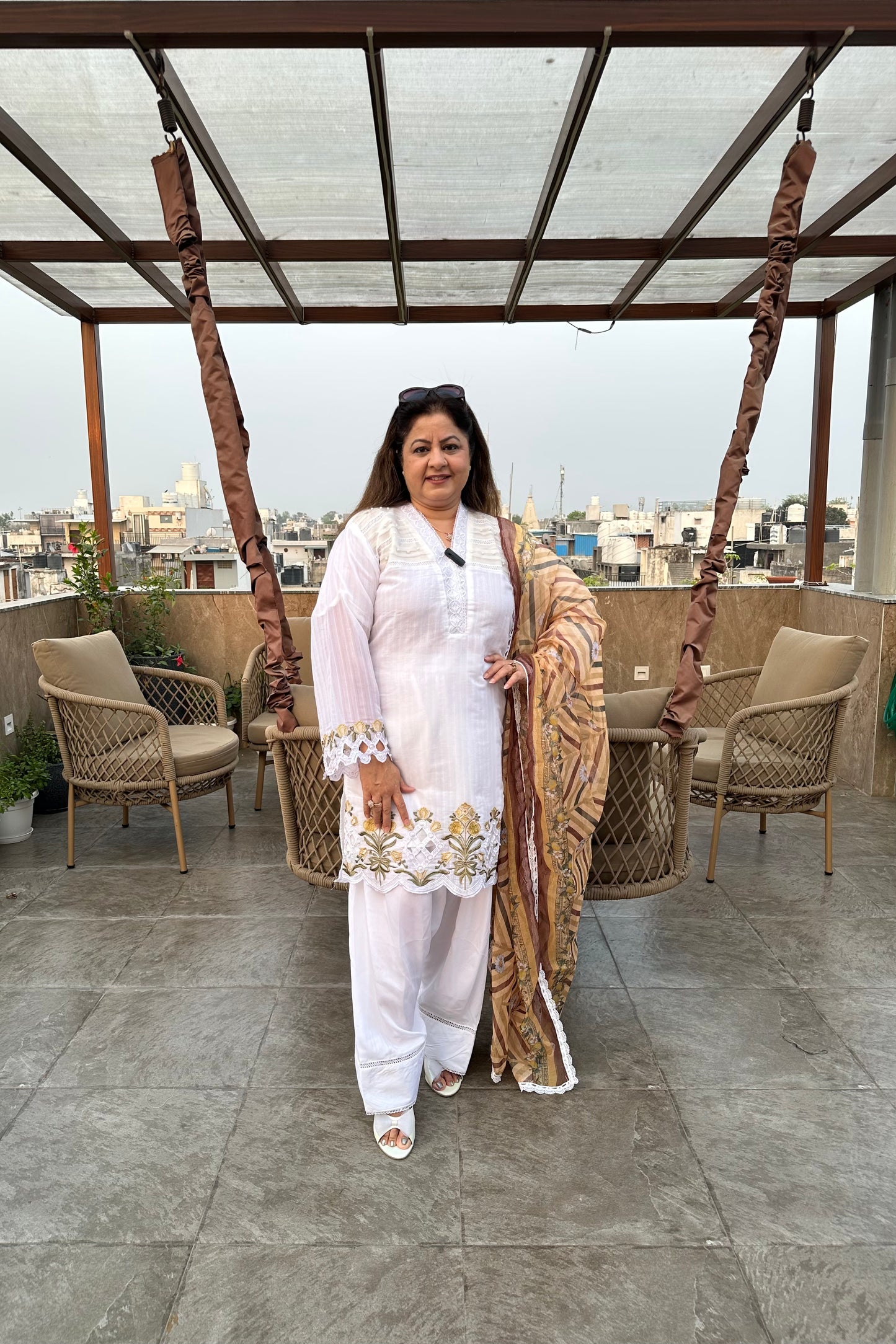 3pc Imported Cotton Pakistani Suit Paired With Farsi Salwar With Printed Dupatta
