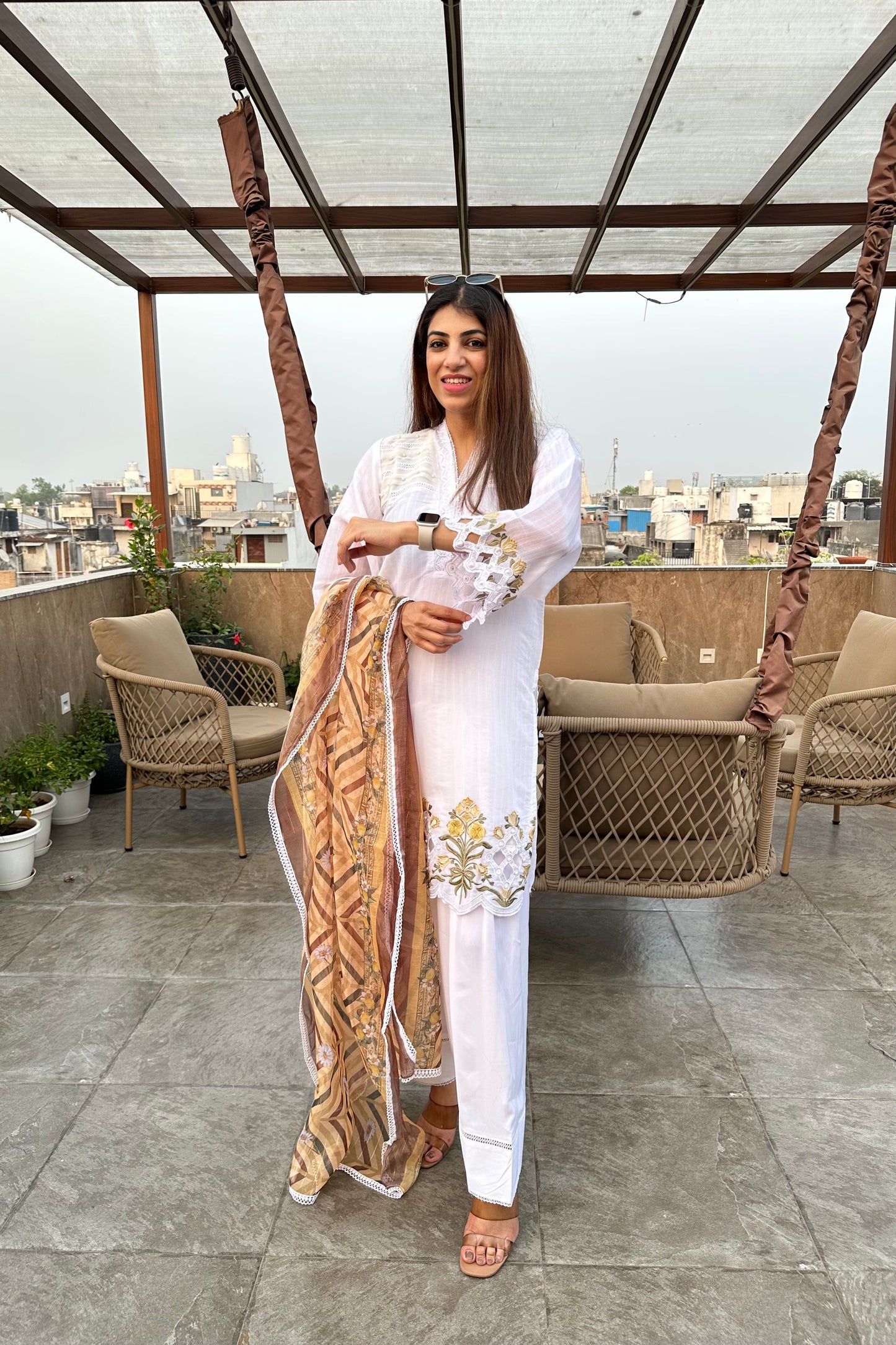 3pc Imported Cotton Pakistani Suit Paired With Farsi Salwar With Printed Dupatta