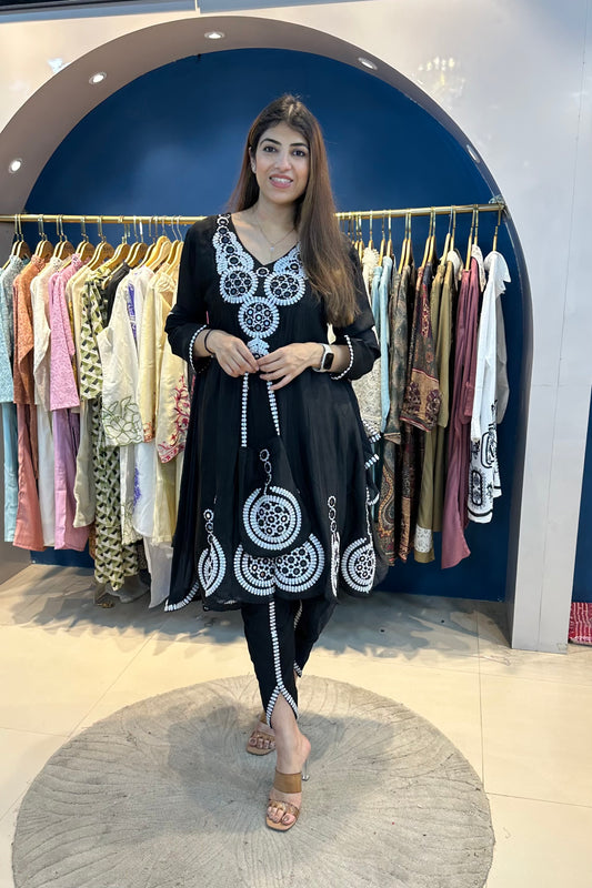 3pc Chinon Partywear Pakistani Suit Paired With Tulip Pants And Potli