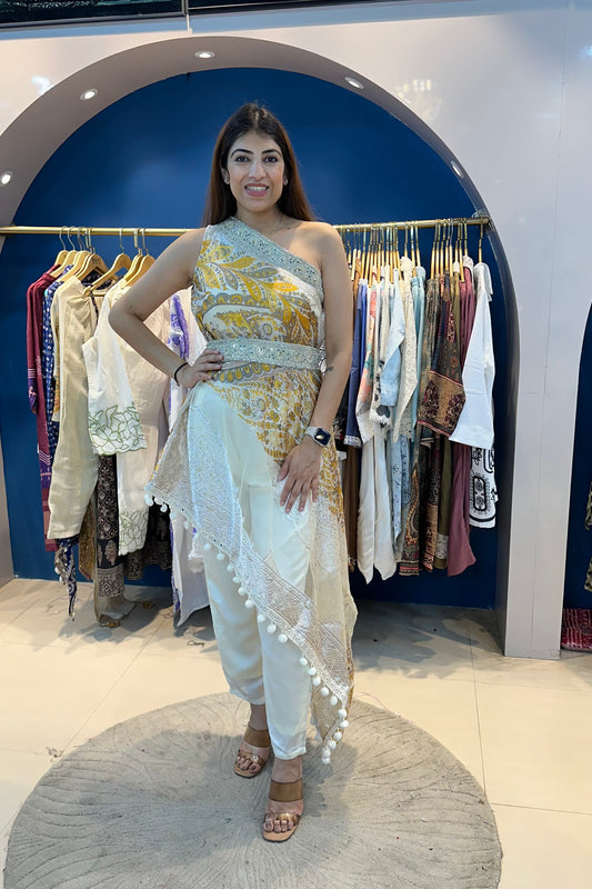 One-Shoulder Partywear Indo-western Set With Belt