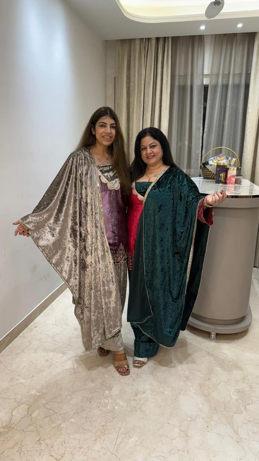 Velvet farahi salwar 4 pc suit With embroidery details