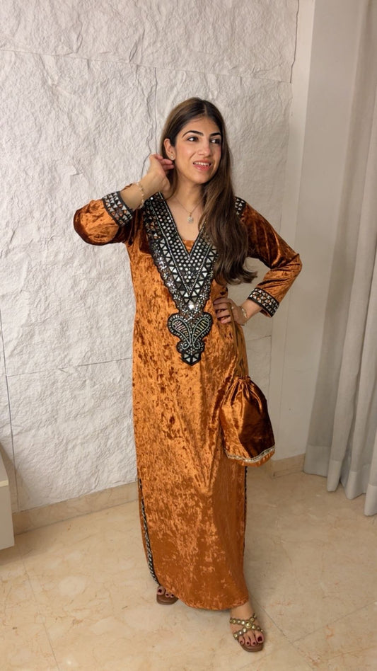 Stretchable velvet slit dress with mirror patch work with potli