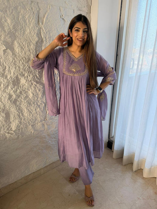 Mul chanderi cotton 3pc, suit with embroidery