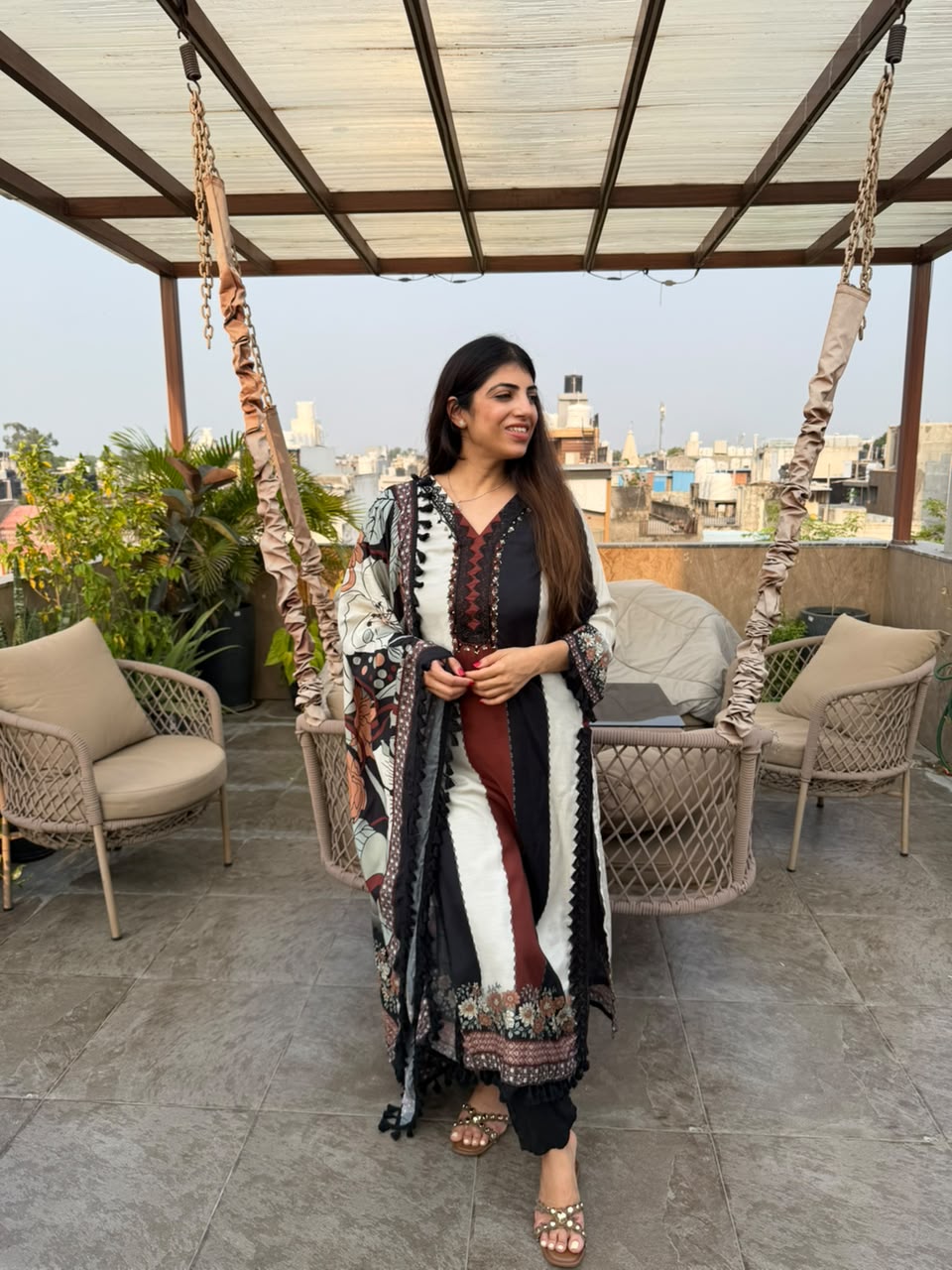 Digital crepe dupatta & 3,peice straight suit