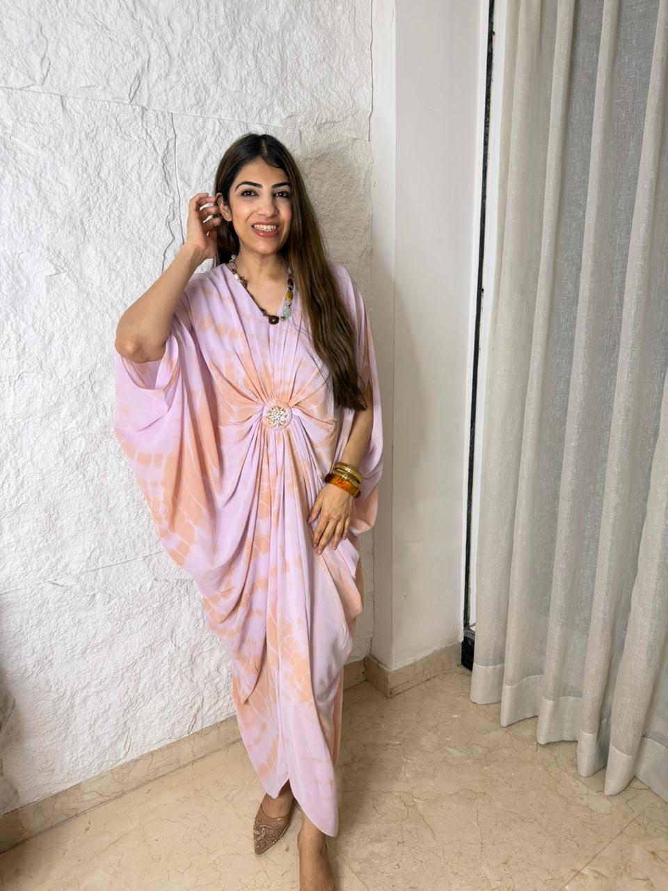 Tye & dye cowl dress with brooch with neck piece