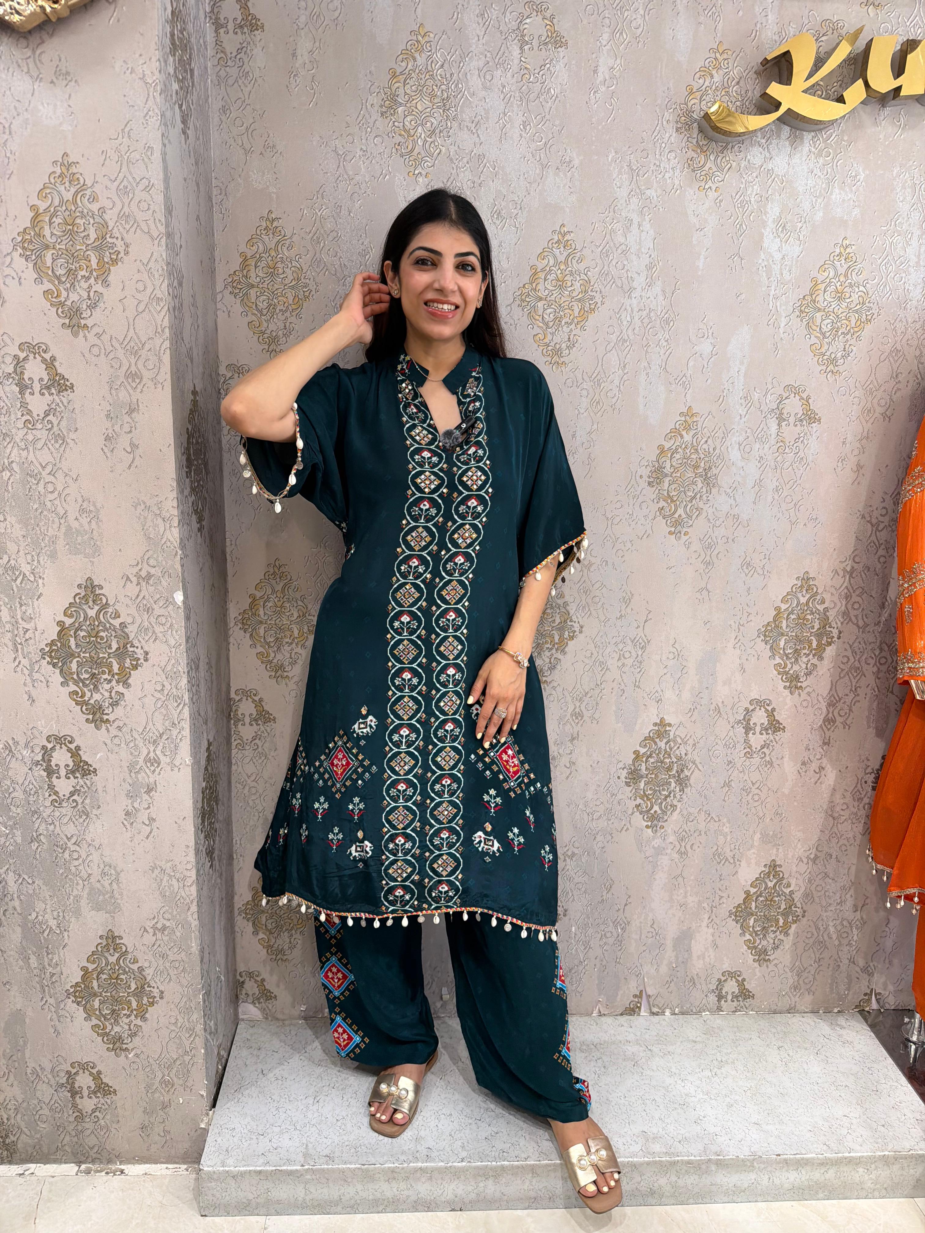 Digital crepe Two-peice long Kaftan set