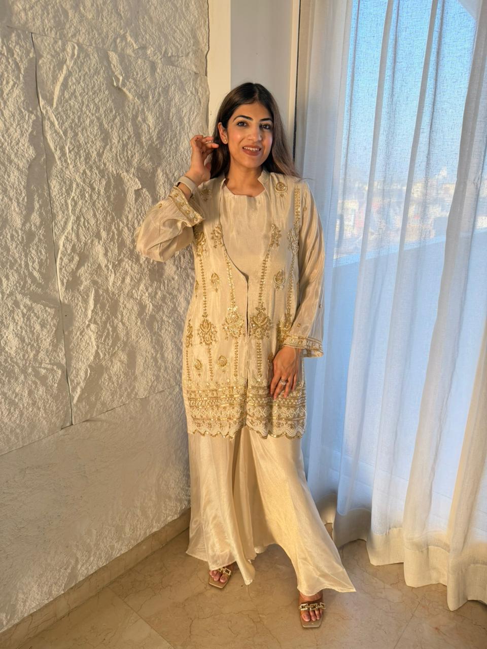 Pure shimmer tissue 4pc,set partywear with separate-inner and sarara