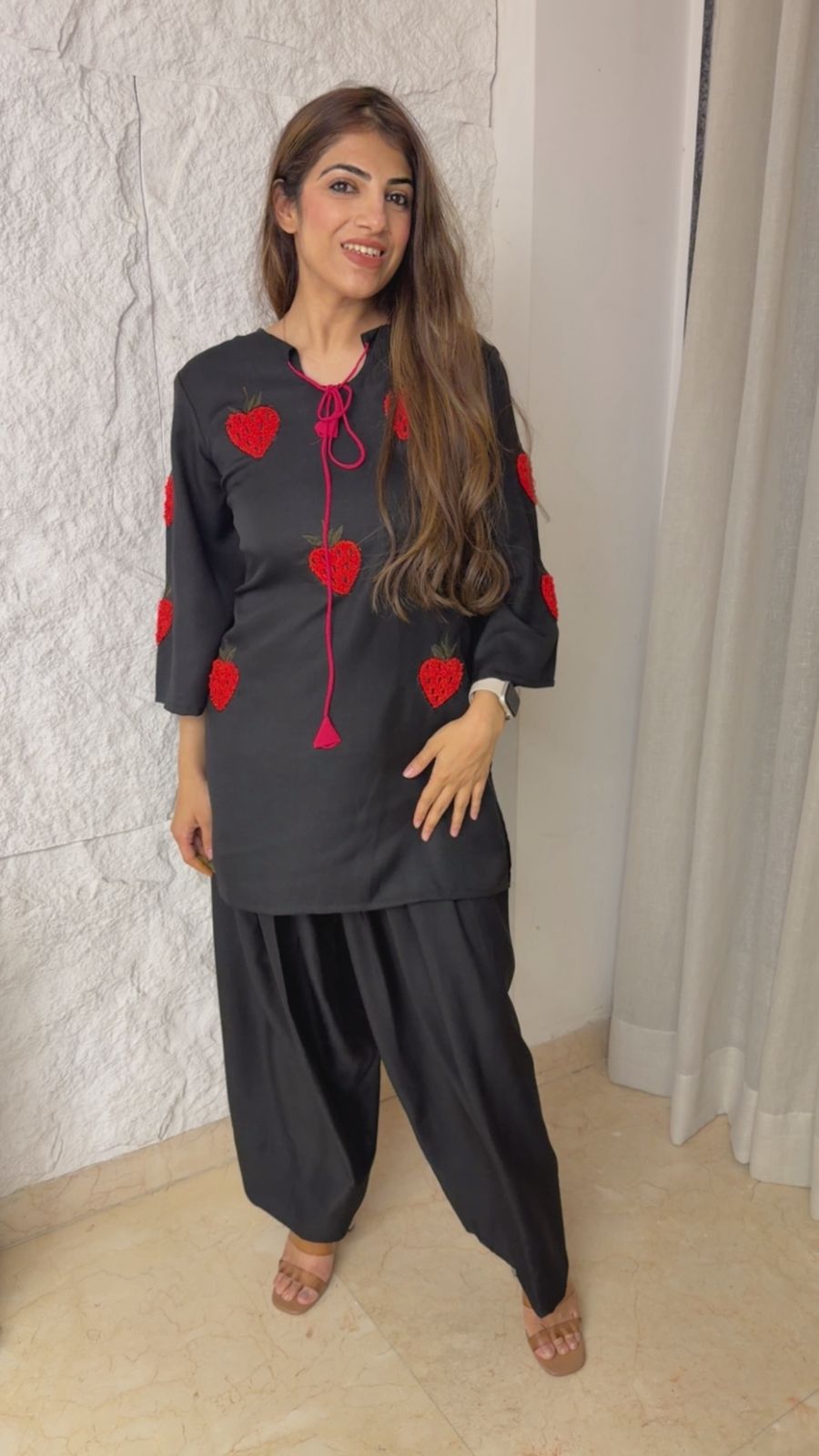 Cotton 2 pc farshi set with heart motifs