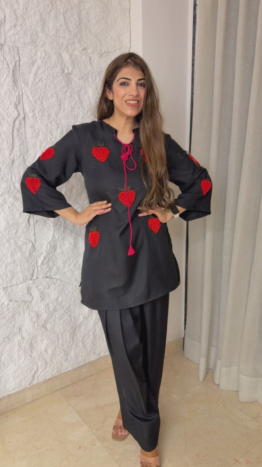 Cotton 2 pc farshi set with heart motifs