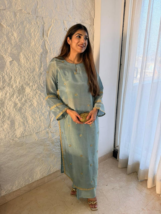 Pure shimmer tissue handwork design,  long side slit-cut with separate-inner with bell bottom