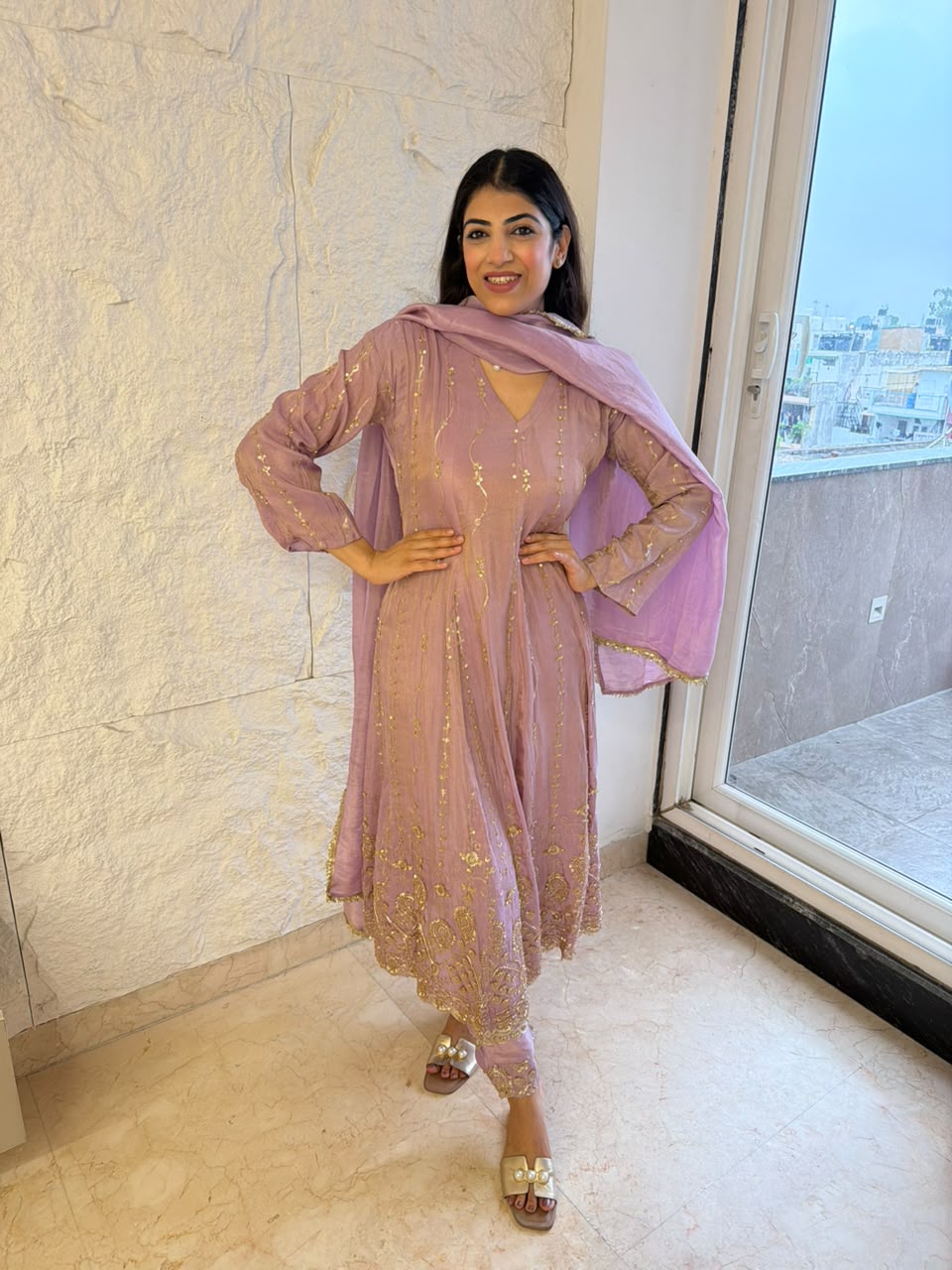 Shimmer tissue party-wear 3pc,set long anarkali infront of all over handwork