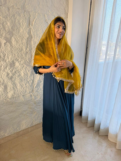 Pure crepe long anarkali design with combination organza duppata