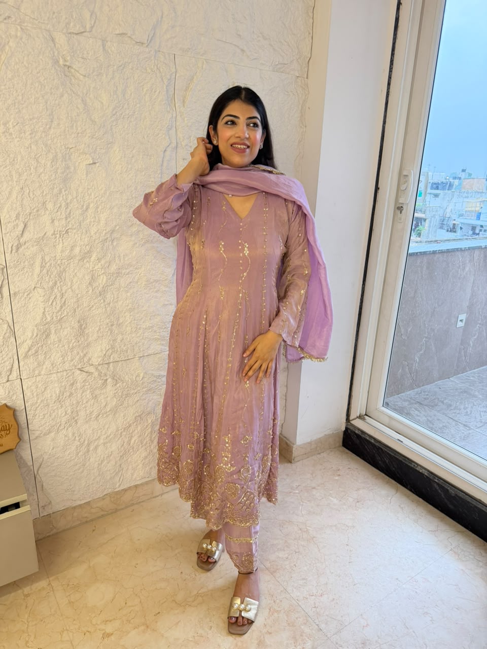 Shimmer tissue party-wear 3pc,set long anarkali infront of all over handwork