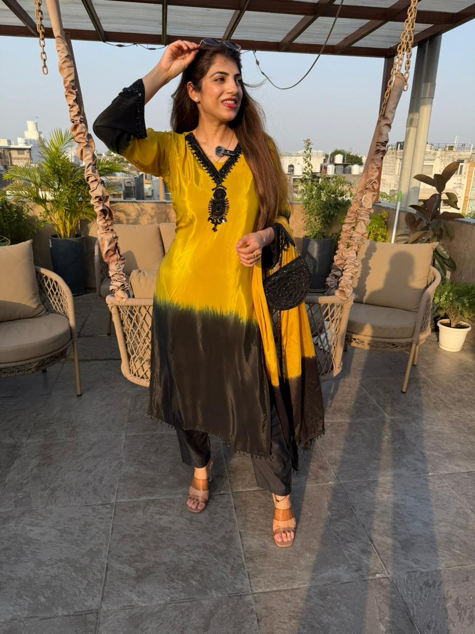 Pure crepe ombre 3 pc suit with complete handwork