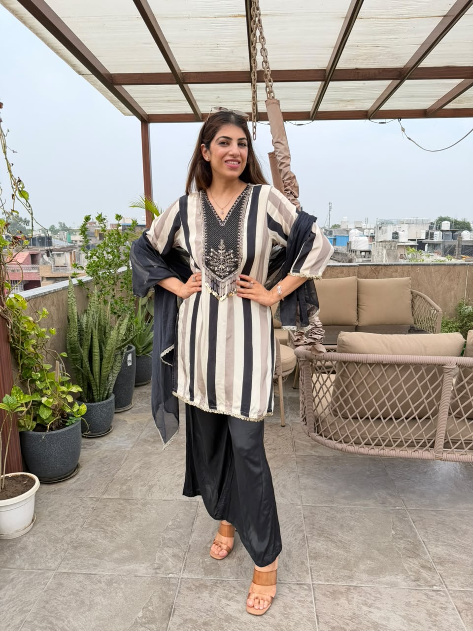 Pure crepe 3pc set with bell bottom plazo& dupatta