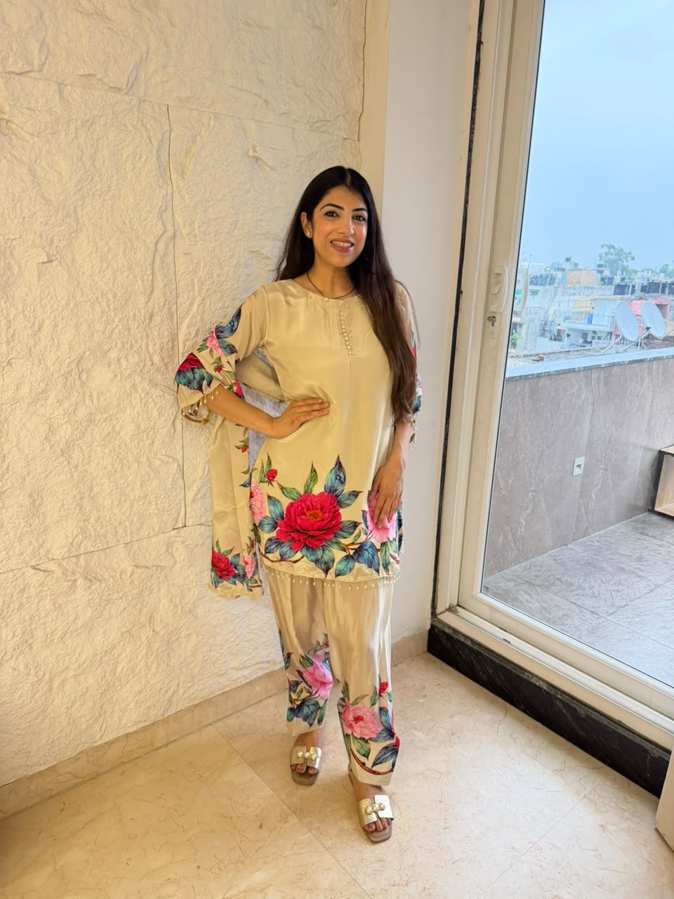 Pure digital crepe3,peice set with farshi salwar