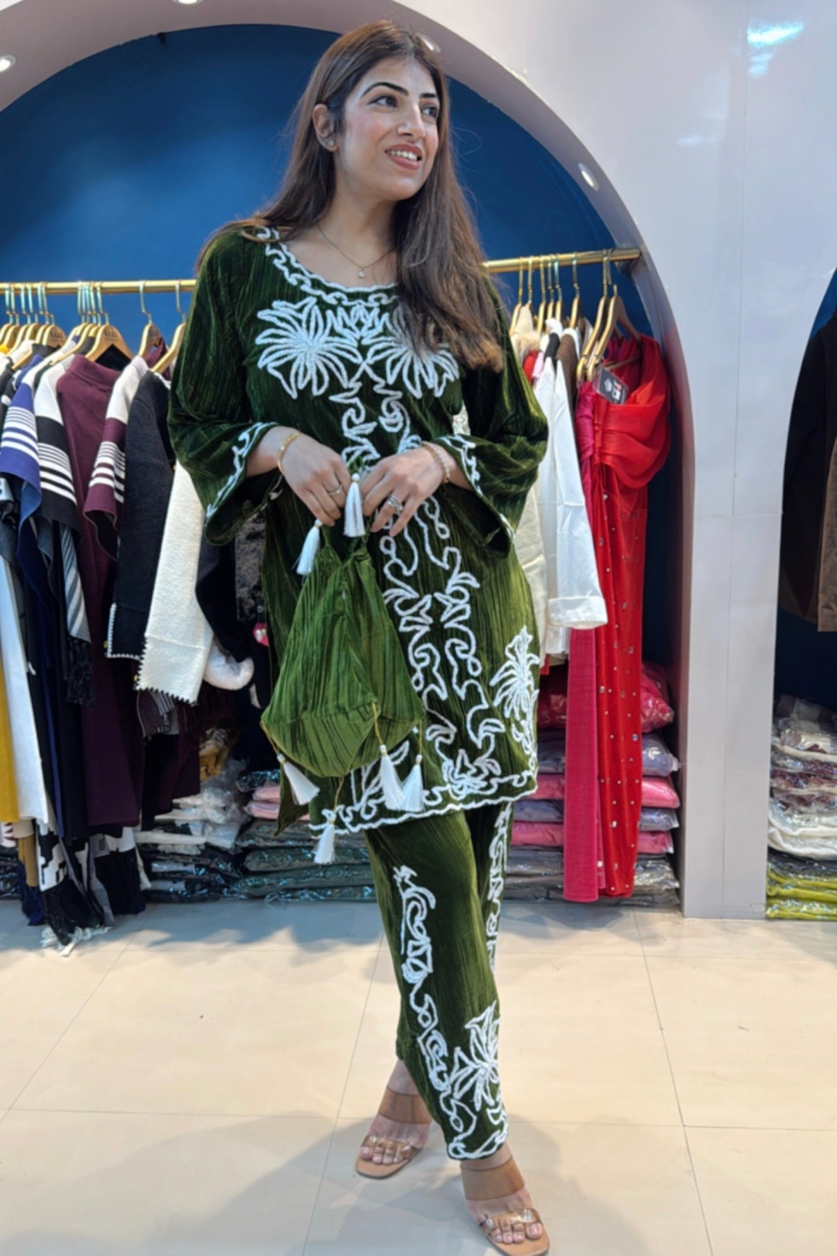 2pc Velvet Pakistani Co-ord Set With Potli