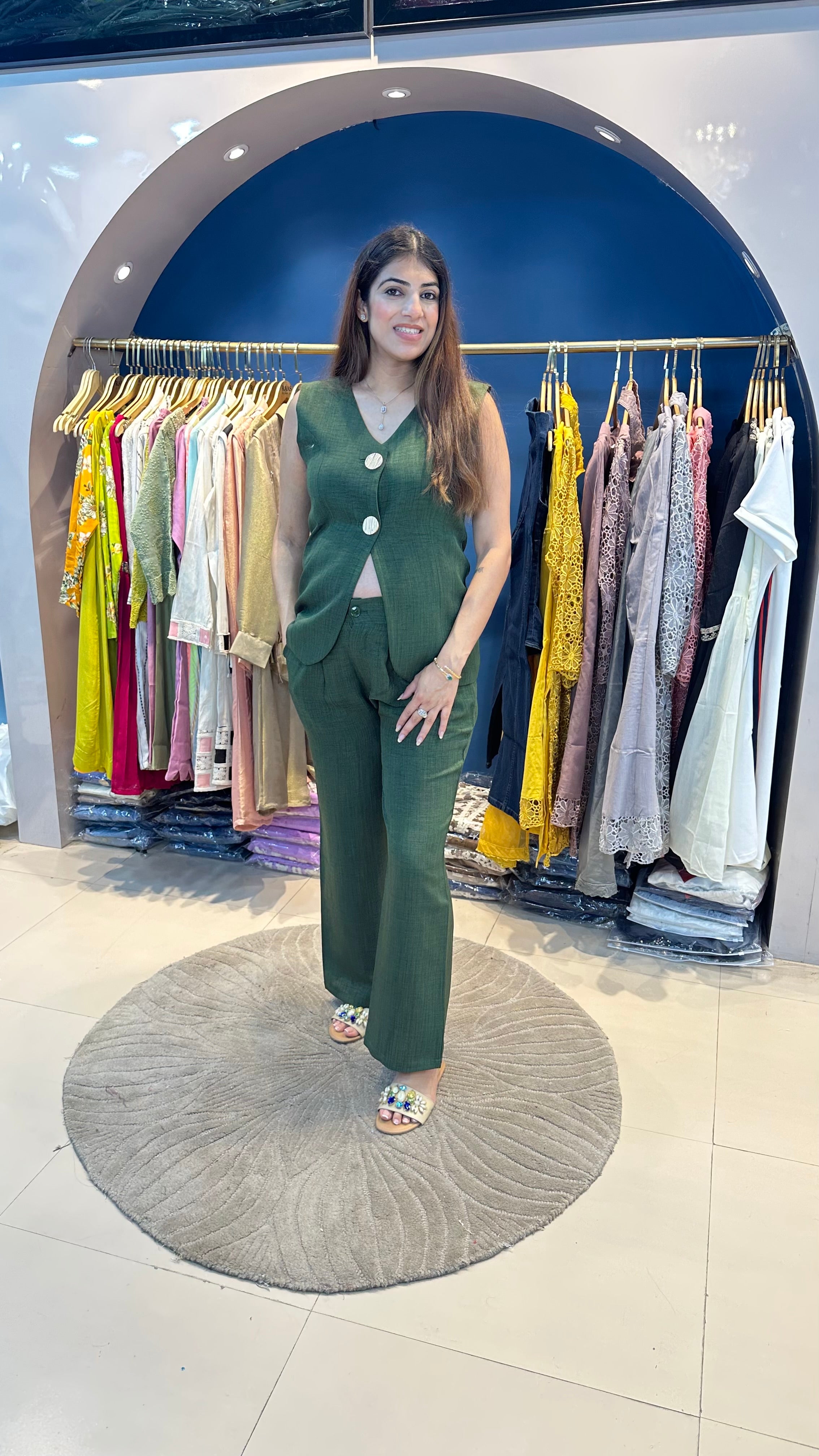 2pc Cotton-Linen Sleeveless Co-ord Set Paired With Bell-Bottom Pants
