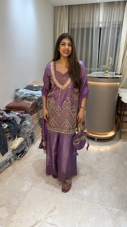 Simmar tissue 4pc partywear set divider kali plazo nd all handwork with potli bag