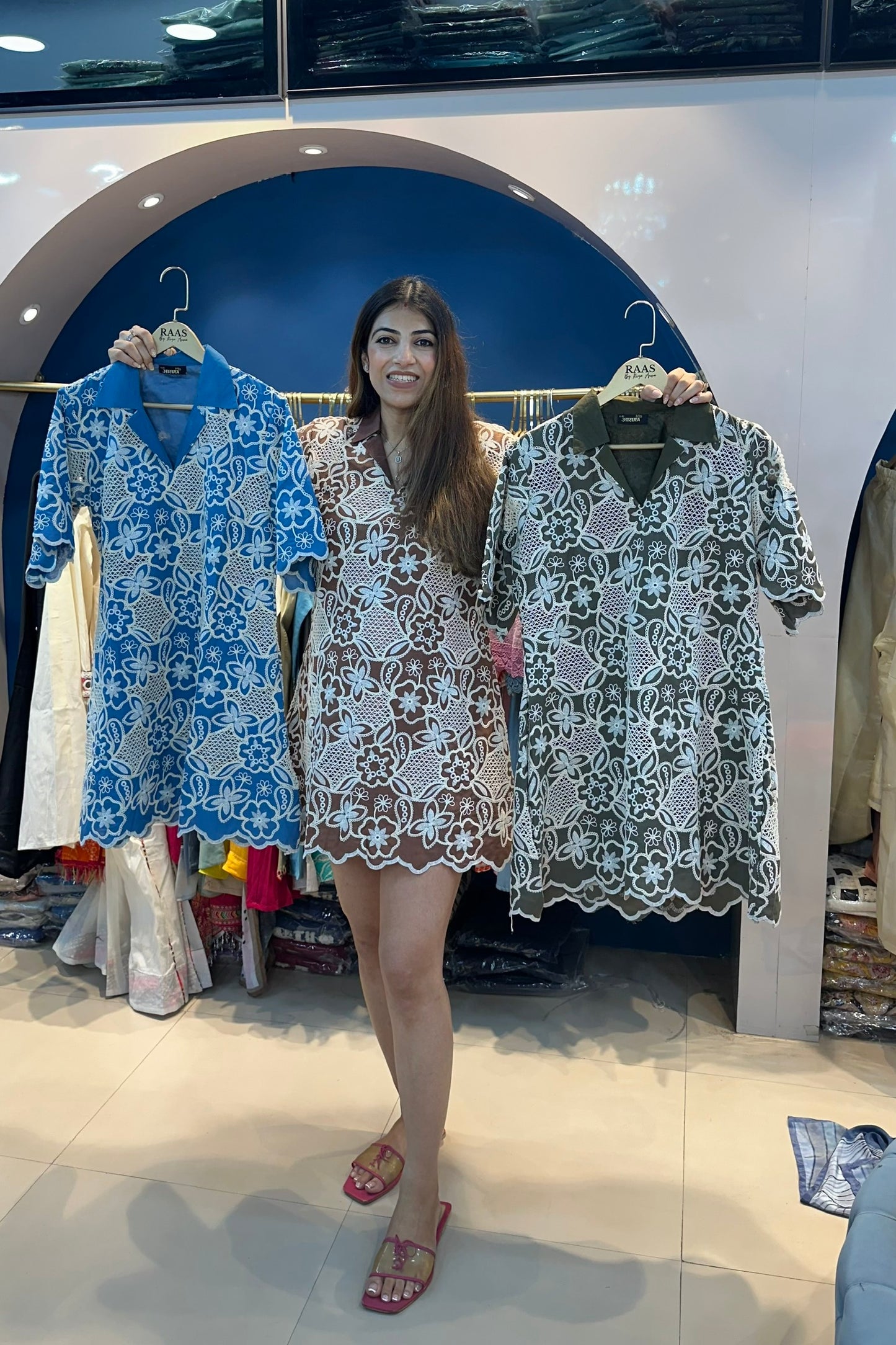 One-Piece Cotton-Schiffli Collar Dress