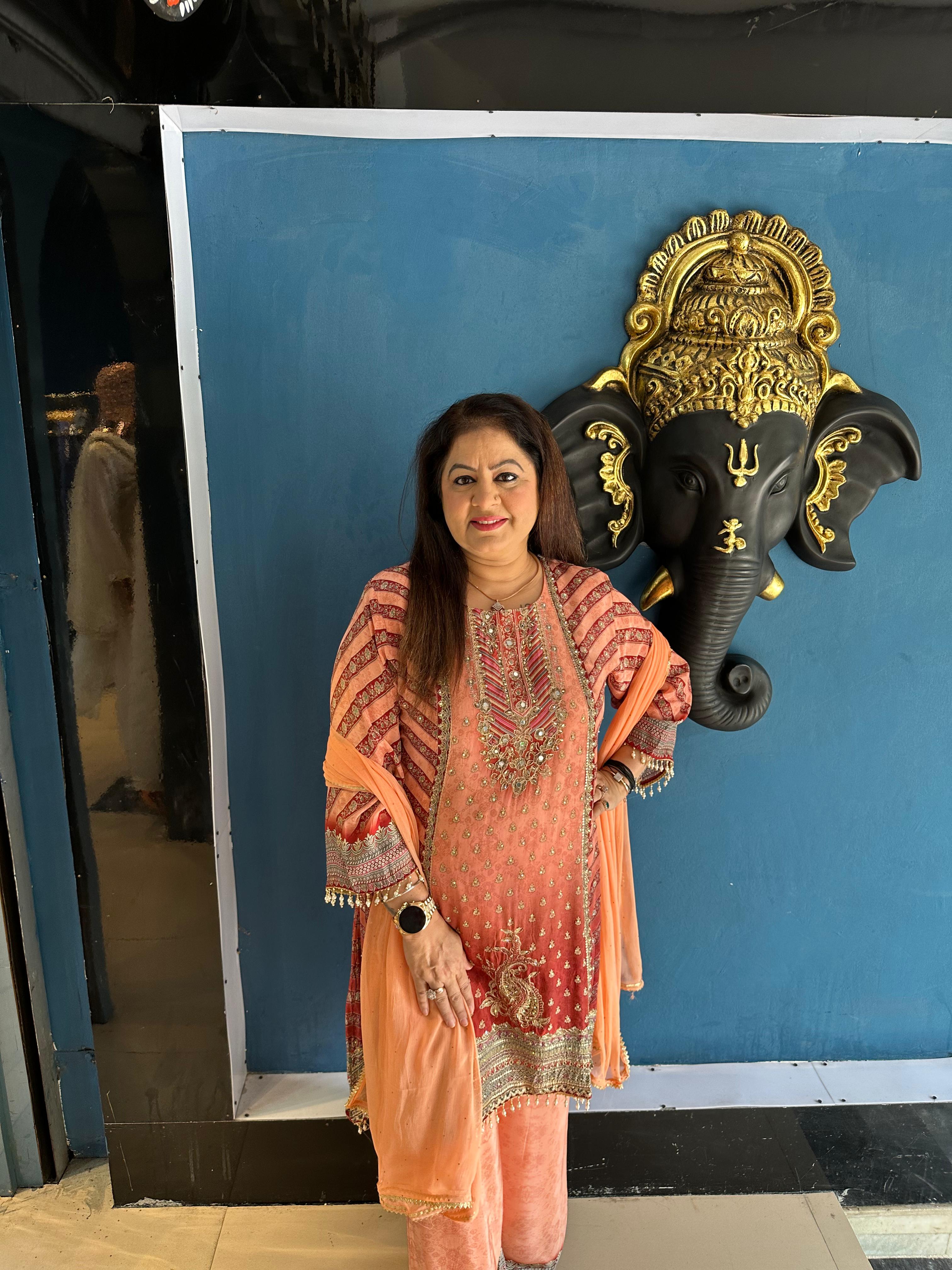 Digital crepe 3 pc suit with dupatta