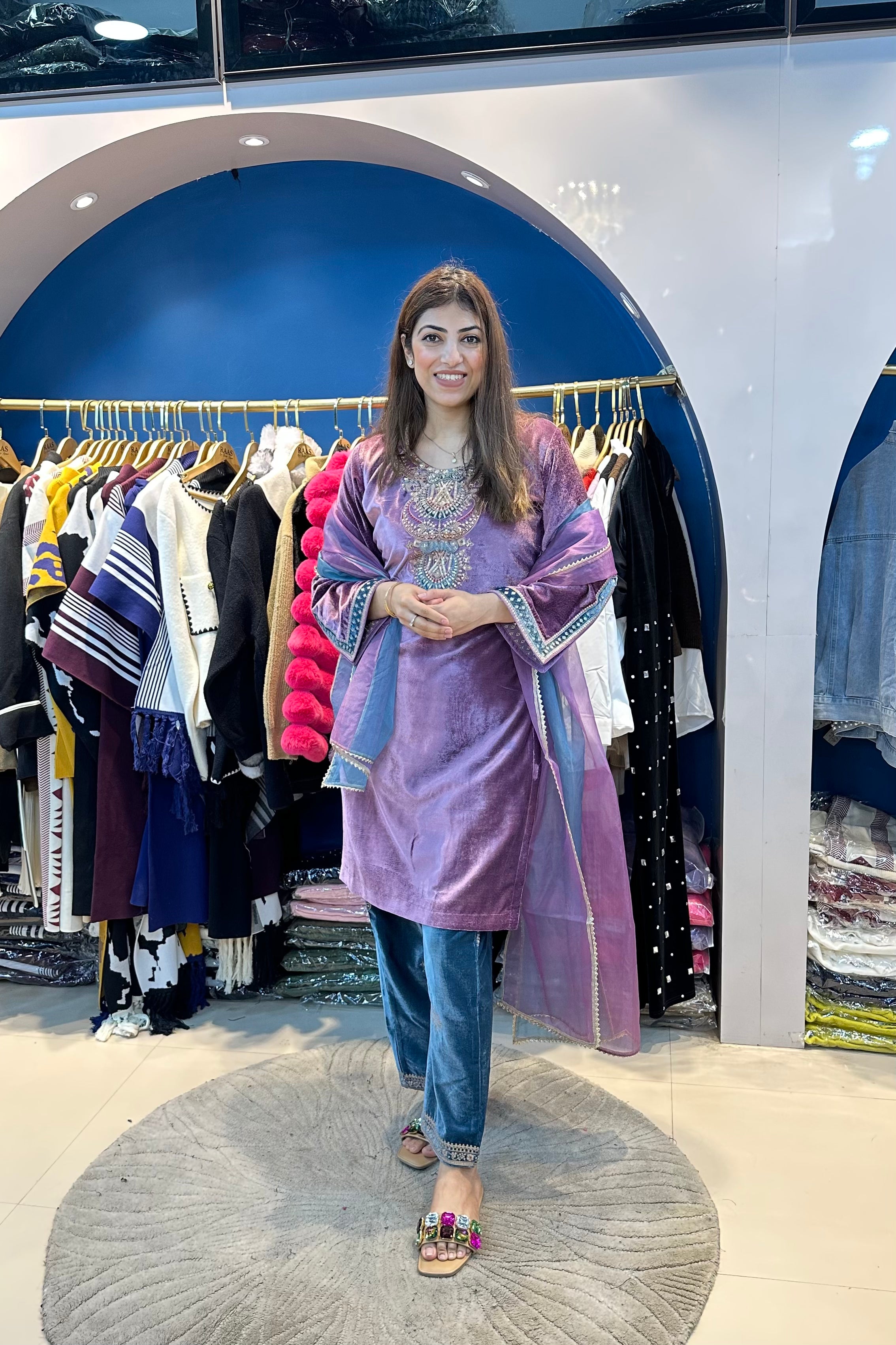 3pc Velvet Pakistani Suit