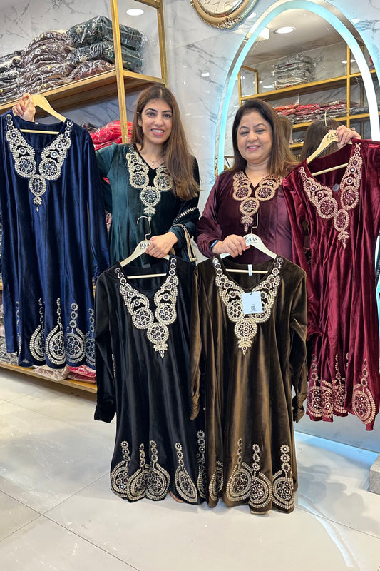 3pc Pakistani Velvet Suit With Potli