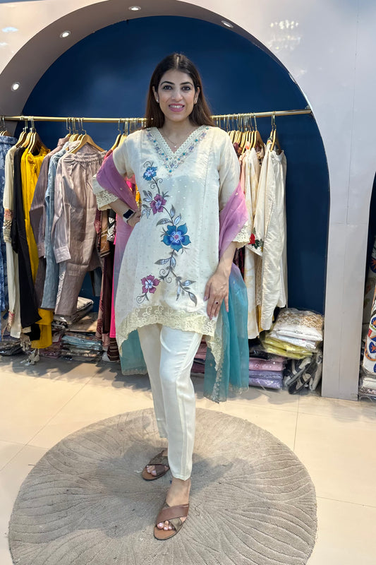 2pc Shimmer-Chanderi C-Cut Suit With Ombre Dupatta