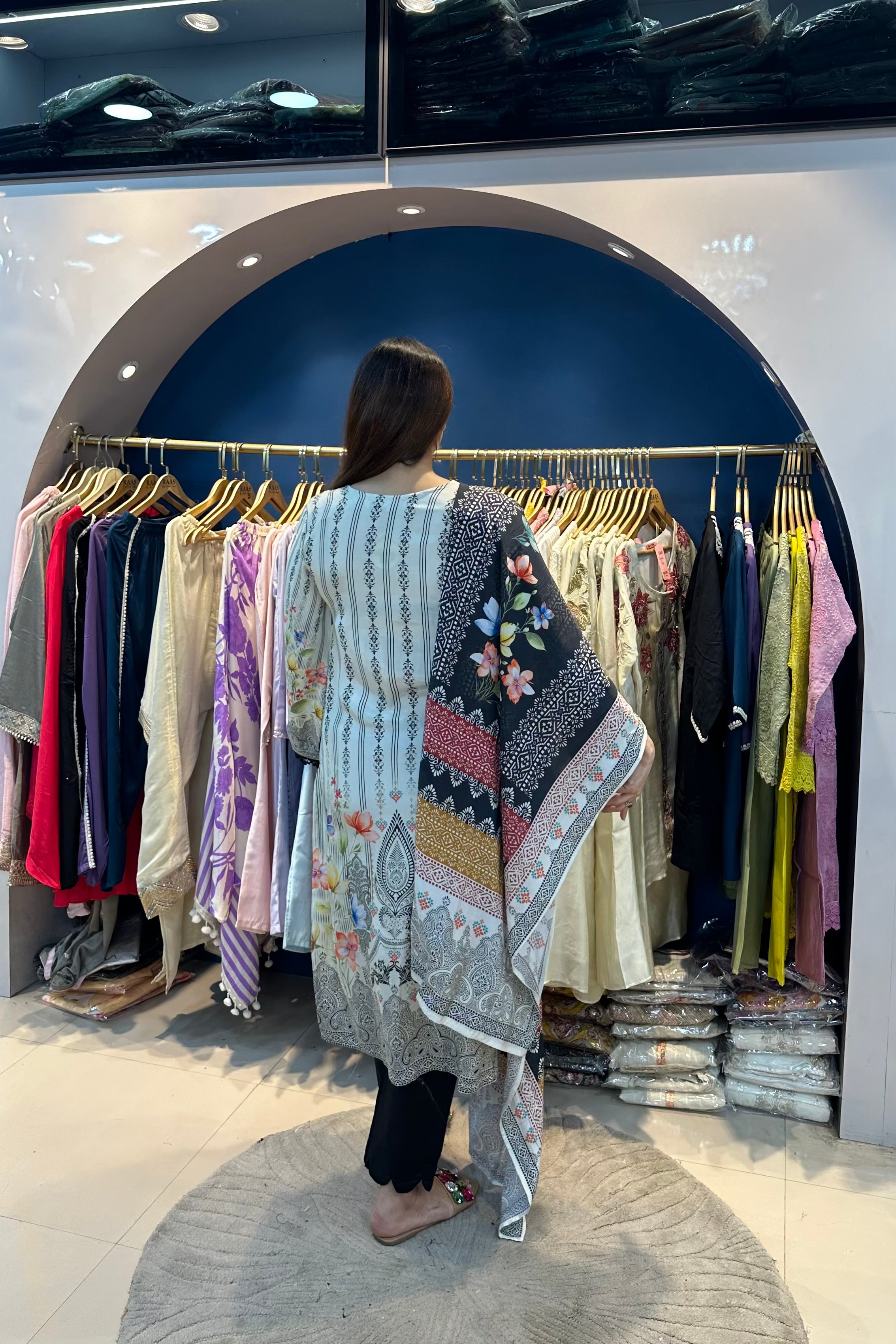 2pc Crepe Printed Partywear Suit With Printed Dupatta