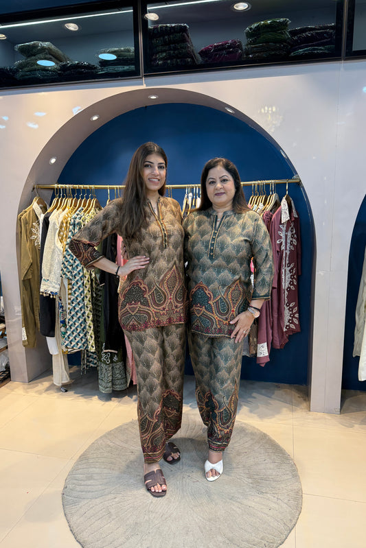 2pc Cotton Printed Co-ord Set Paired With Straight Fit Pants
