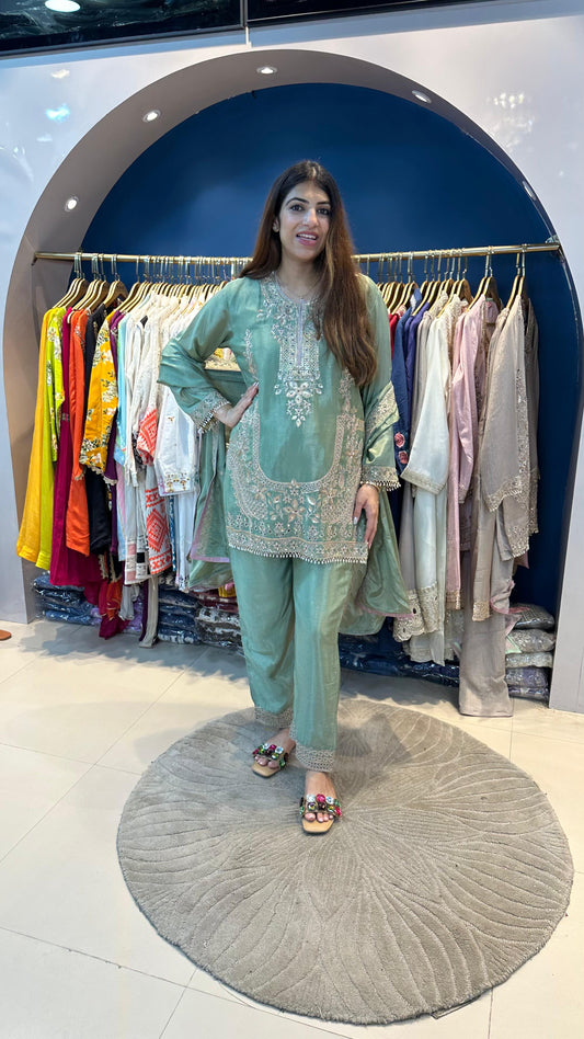Chinon 3 pc suit with straight pants With dupatta