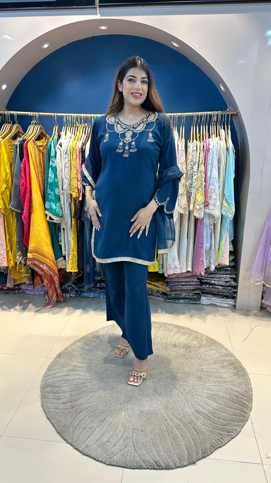 Imported Georgette Party Wear 3 pc Suit with Stylish Handwork on Neck with Organza Dupatta
