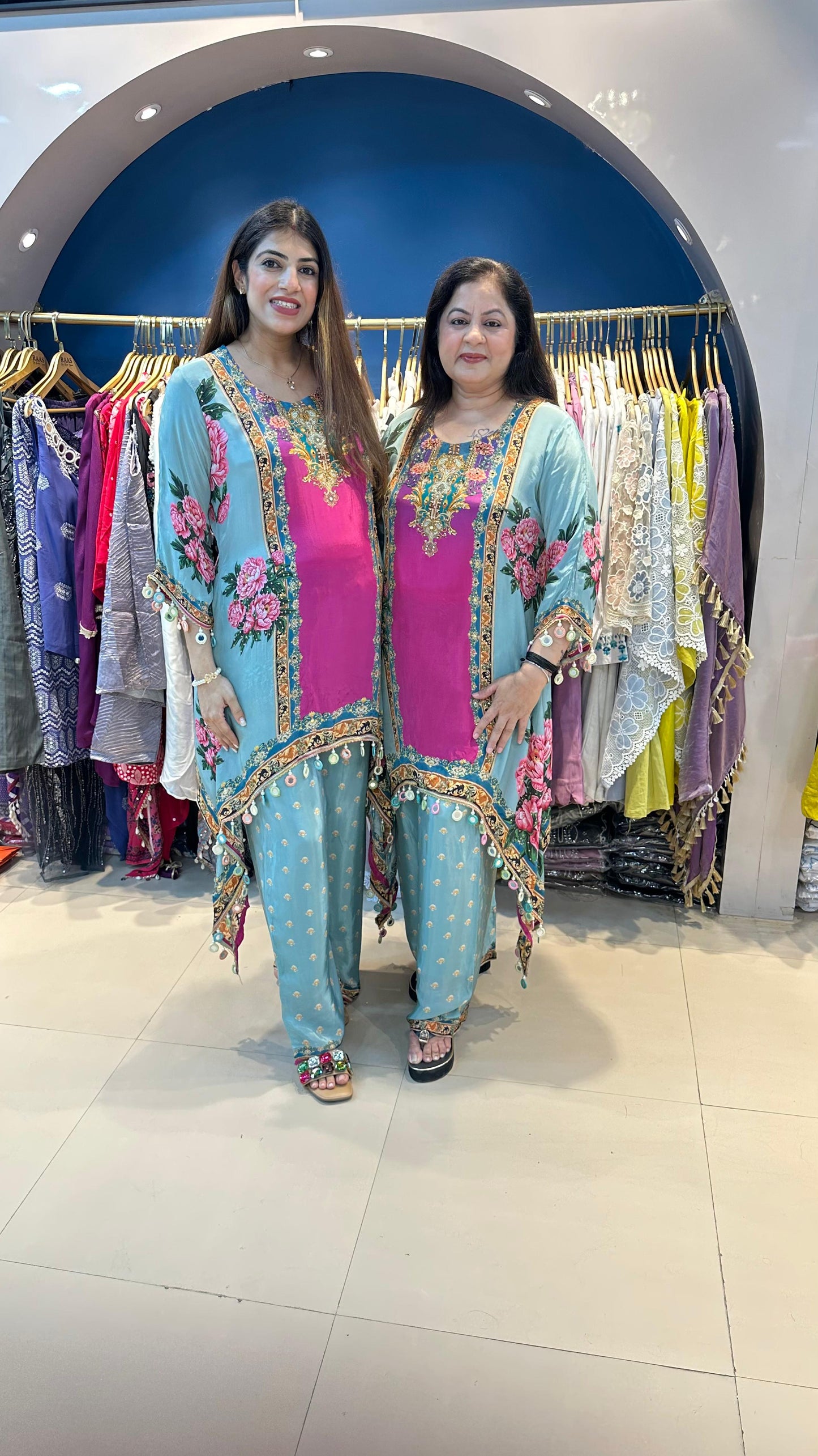 Digital Crepe 2pc Set