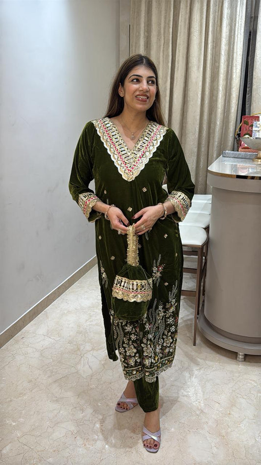 Imported velvet 2 pc set with handwork paired with potli