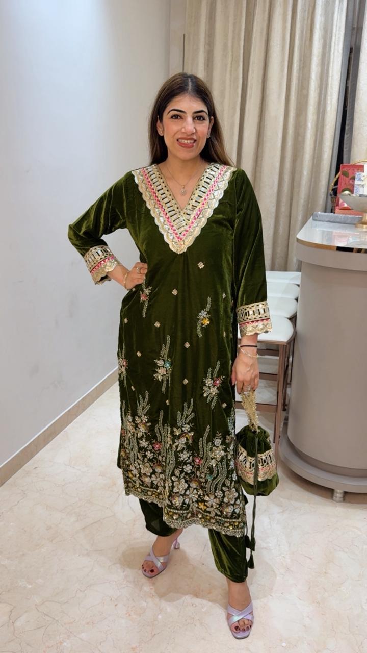 Imported velvet 2 pc set with handwork paired with potli