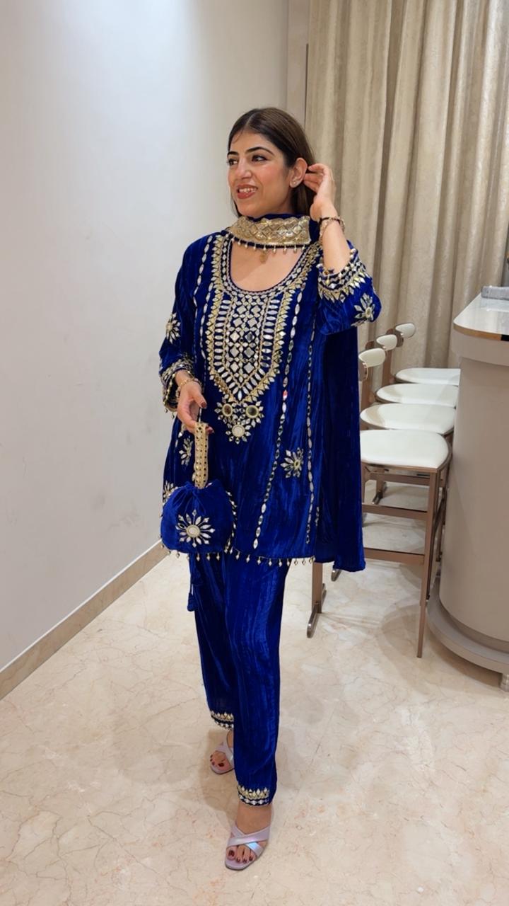 Crushed velvet 4 pc set with complete mirror work with potli & dupatta