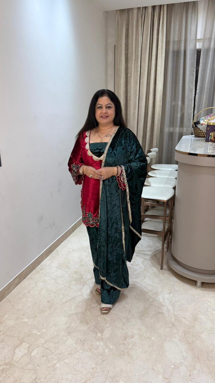 Velvet farahi salwar 4 pc suit  With embroidery details