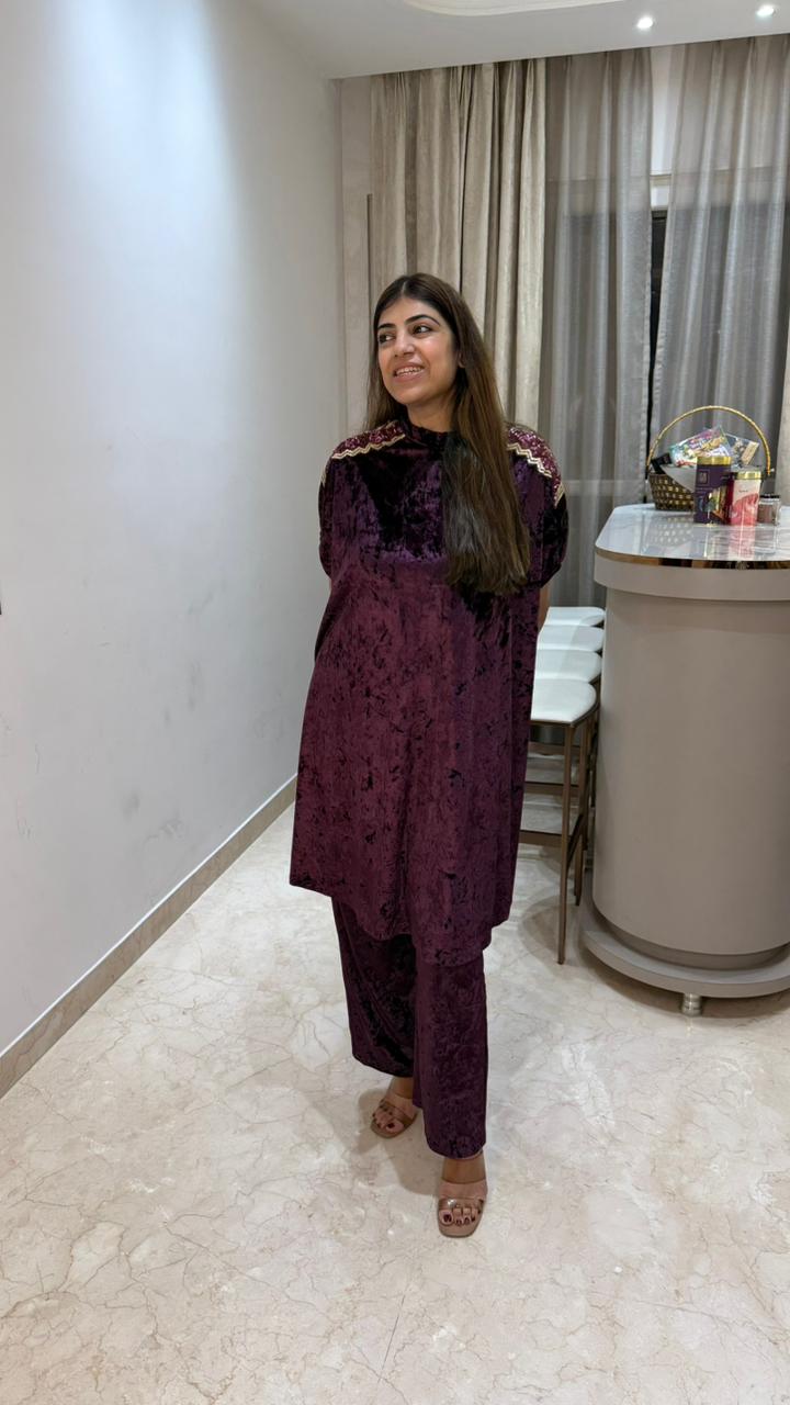 Ice velvet kaftan style 2 pc set With handwork on shoulder