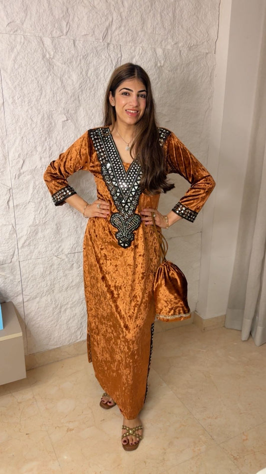 Stretchable velvet slit dress with mirror patch work with potli