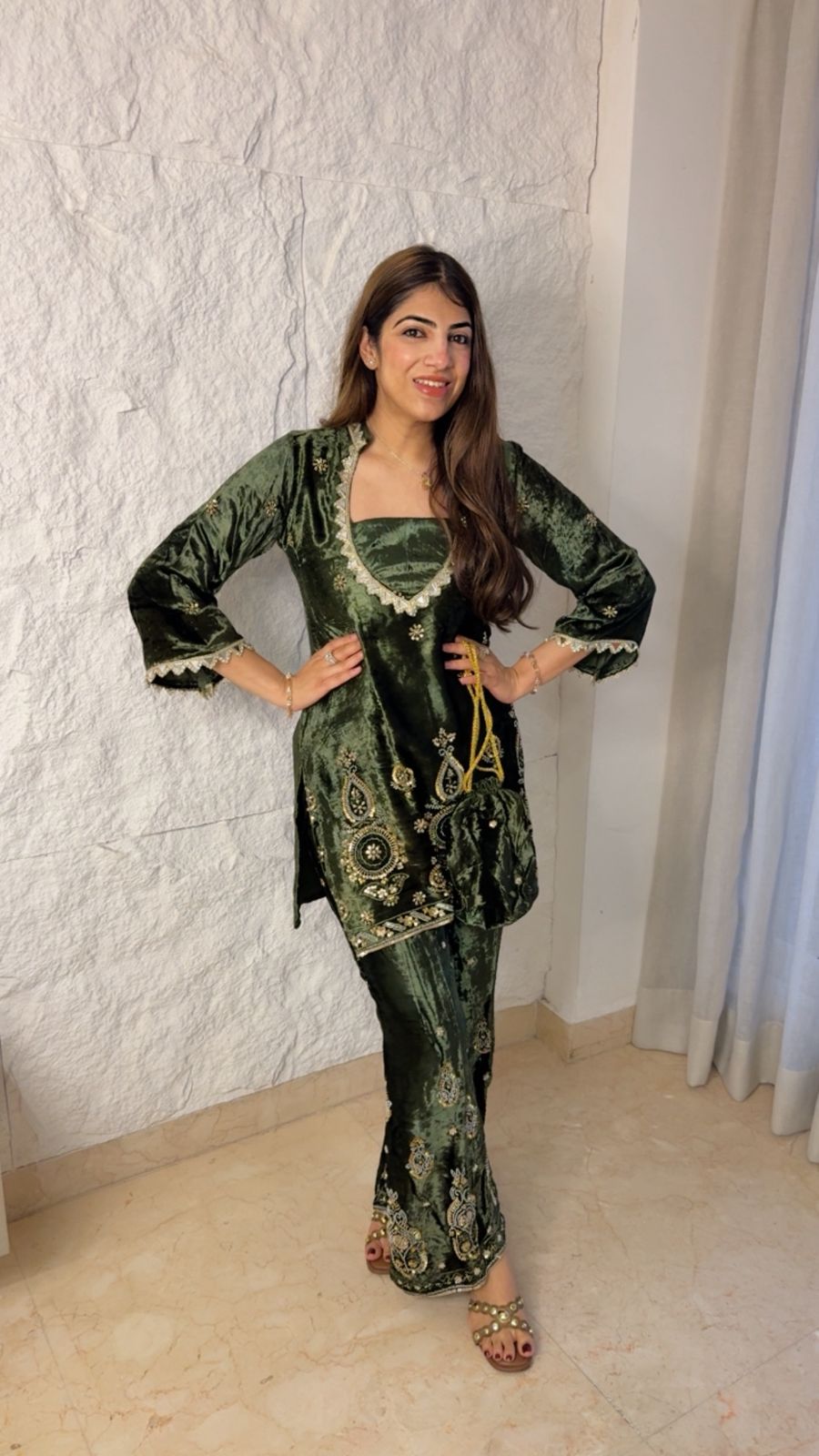 velvet 2 pc set with handwork detailing with potli