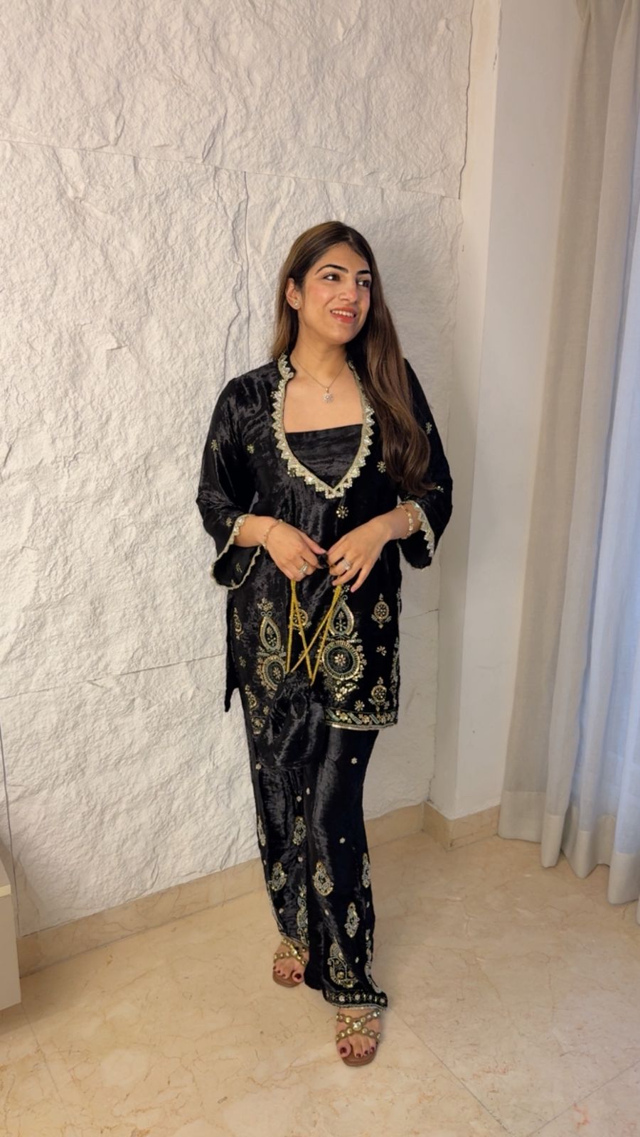 velvet 2 pc set with handwork detailing with potli