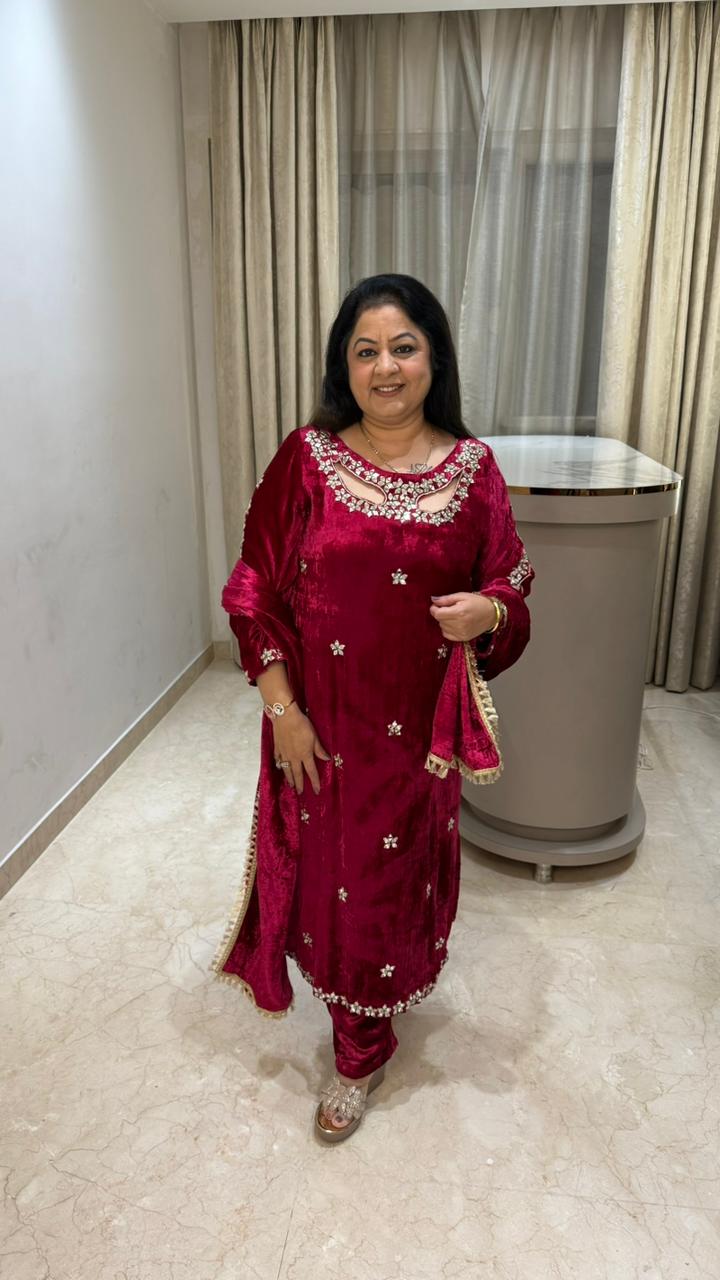 Ice velvet 3 pc suit with stylish neck with mirror handwork on sleeves and neck with velvet dupatta