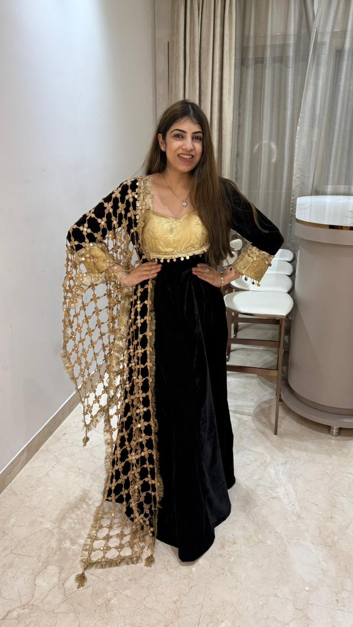 Banarsi detail anarkali with jaal dupatta