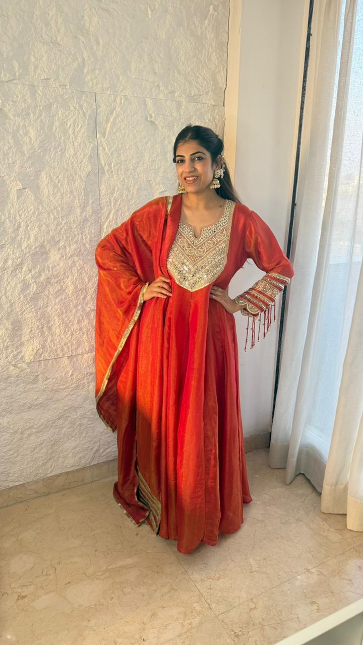 Shimmer tissue,long anarkali set,handwork and patch work in dupatta all over lace work