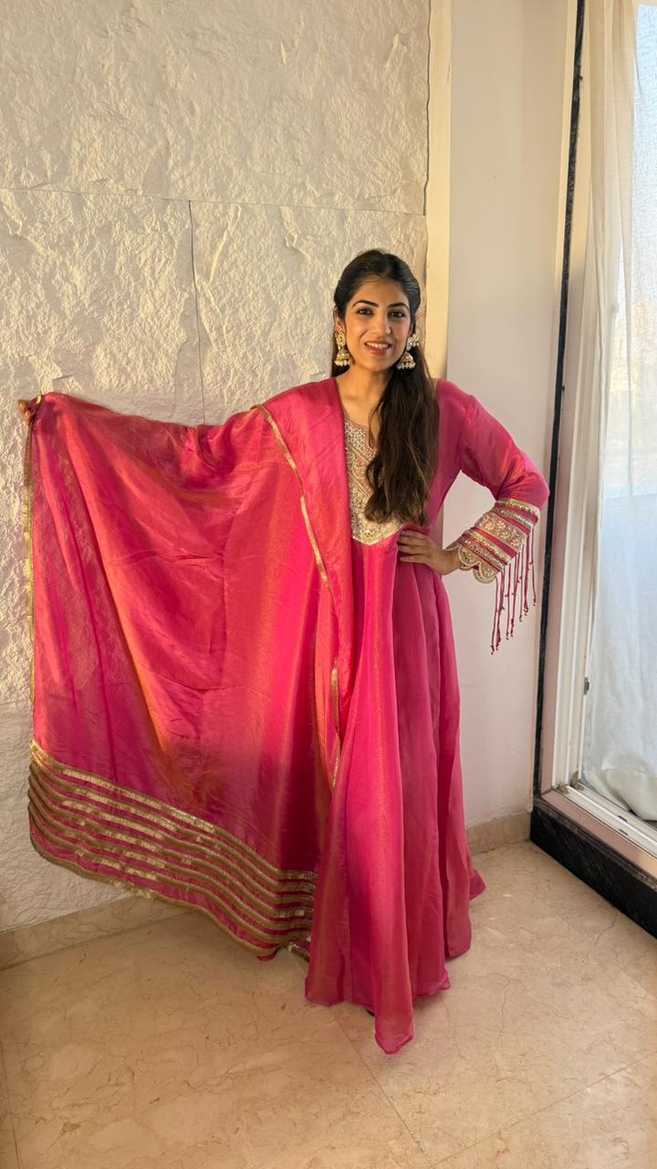 Shimmer tissue,long anarkali set,handwork and patch work in dupatta all over lace work