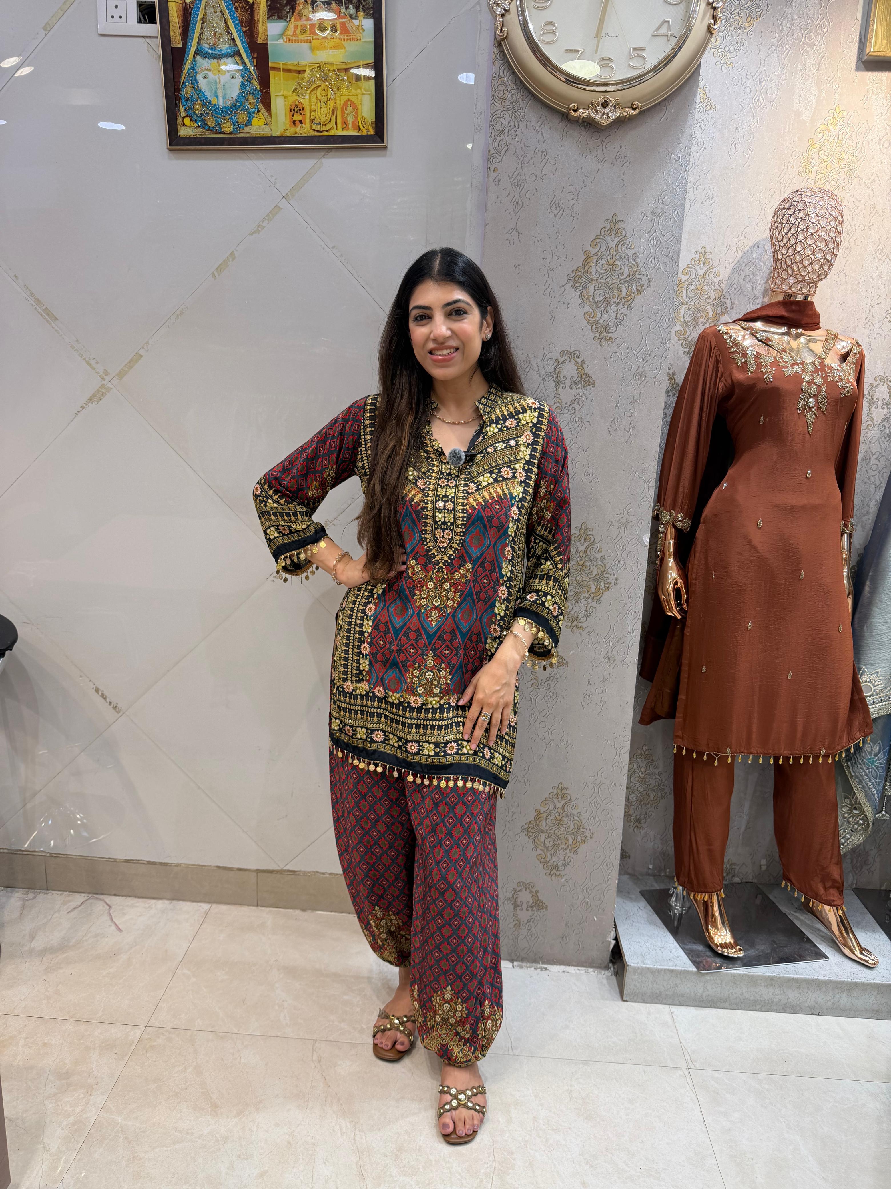 Pure digital crepe-Two peice set with Balloon pant