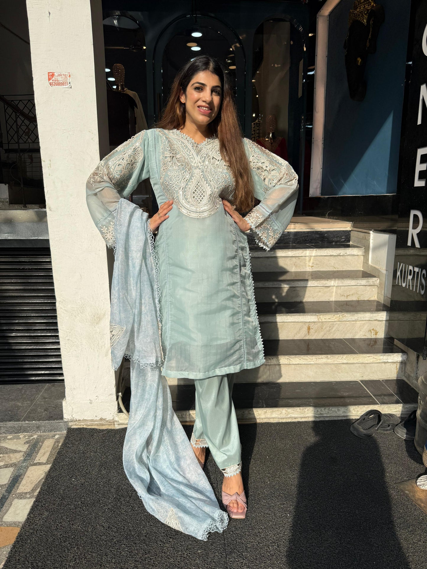 Organza Cutowork 3pc Pakistani Suit